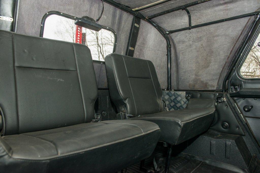 УАЗ 469 тюнинг салона задние пассажирские сидения